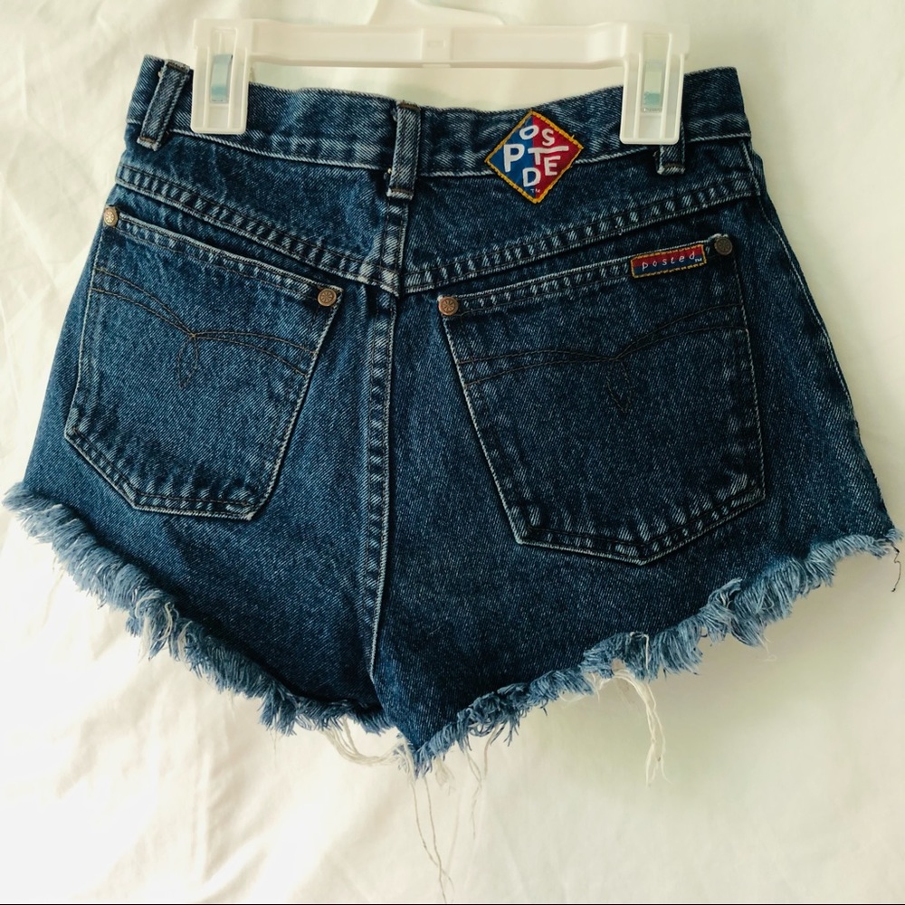 sold - VINTAGE 90s High Waisted Raw Hem Denim Mom Shorts - Picture 8 of 14
